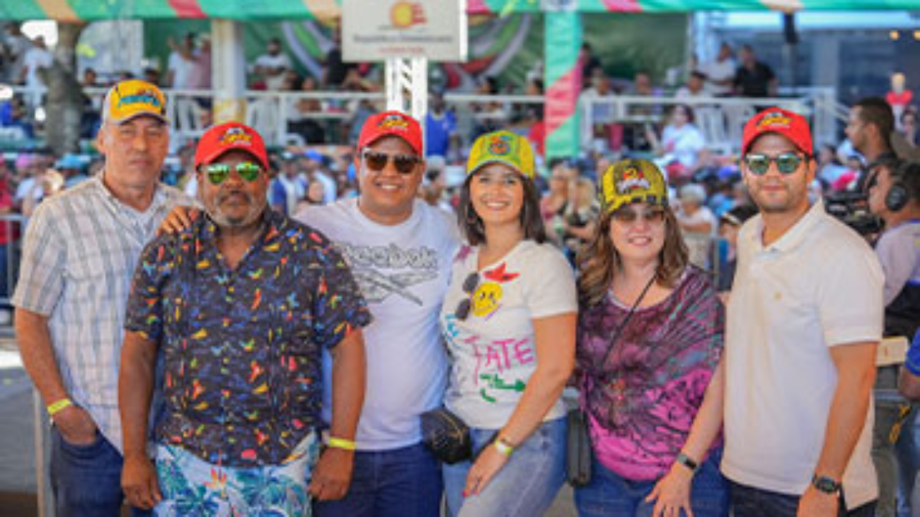 Portada-Presidentes-de-Cámara-de-Comercio-visitan-Carnaval-Vegano-2024