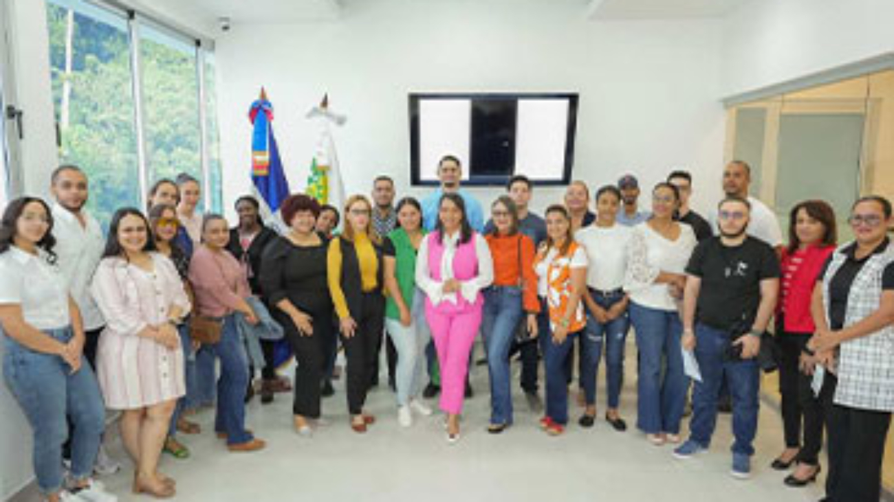 Portada Aspirantes se preparan para brillar en sus entrevistas de trabajo