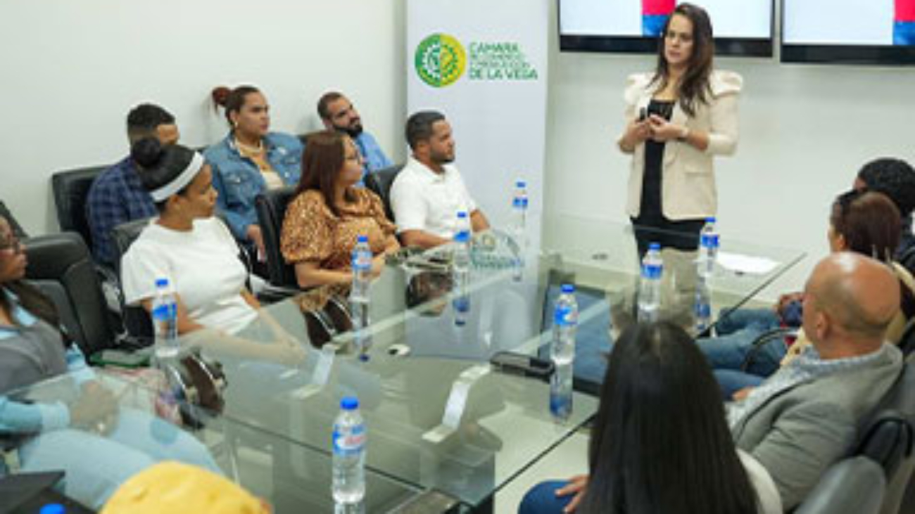 Portada Educación financiera La clave para el crecimiento personal y empresarial