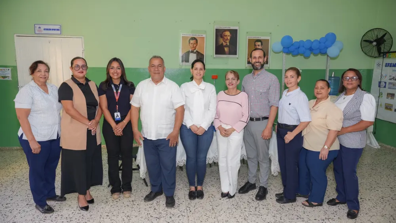 Visita al Centro de Educación Especial en el Día Mundial del Autismo 2025 (1)