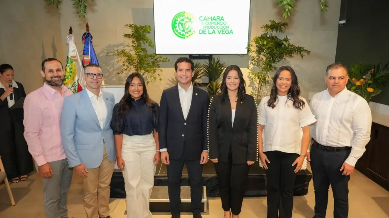 Juventud y Futuro Un Almuerzo con Propósito junto a Omar Fernández (5)