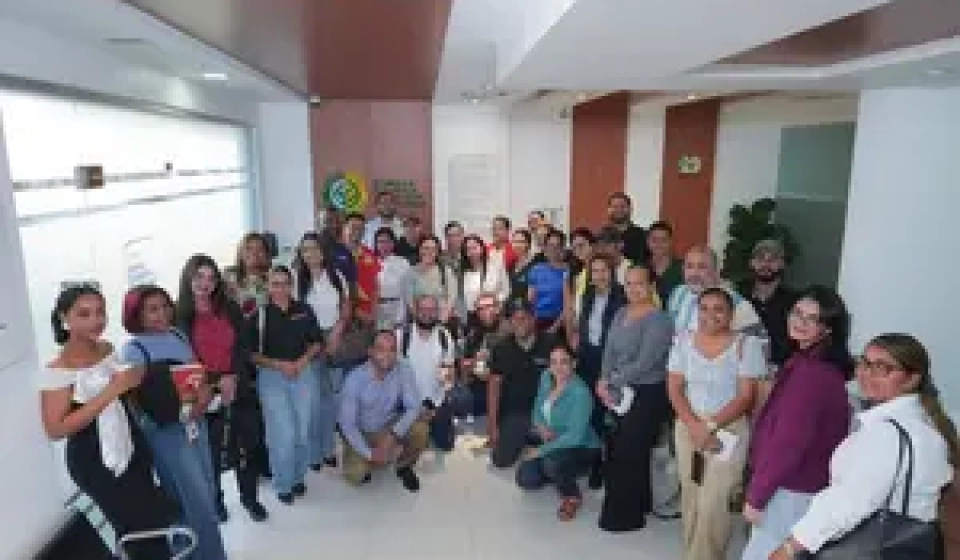 Emprendedores fortalecen sus habilidades en Taller de Marketing Digital Estratégico (1)