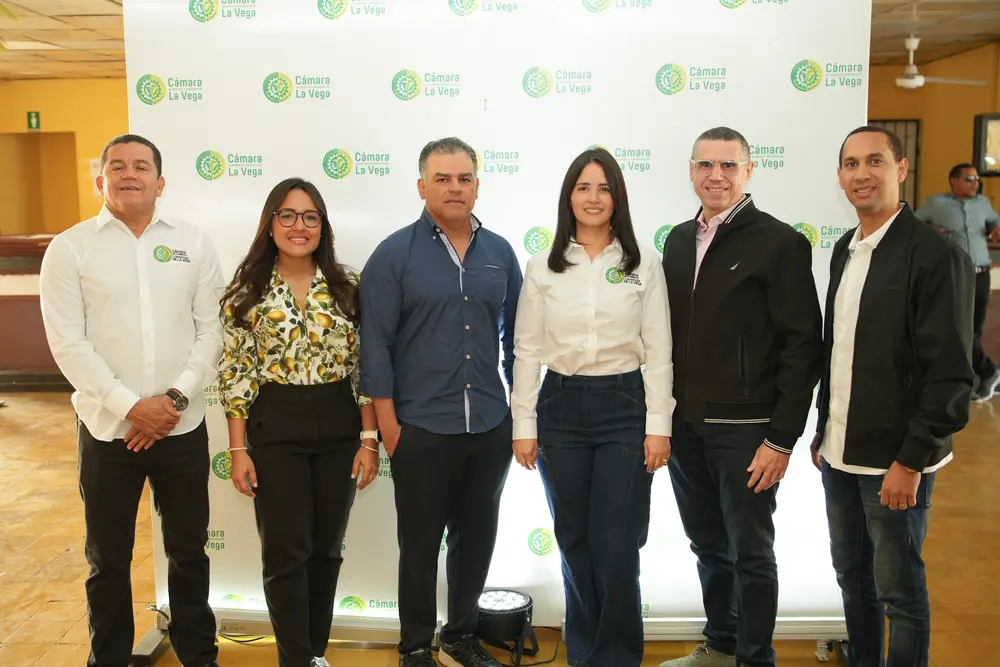 Cámara de Comercio de La Vega impulsa el empleo en Expo Empléate (1)