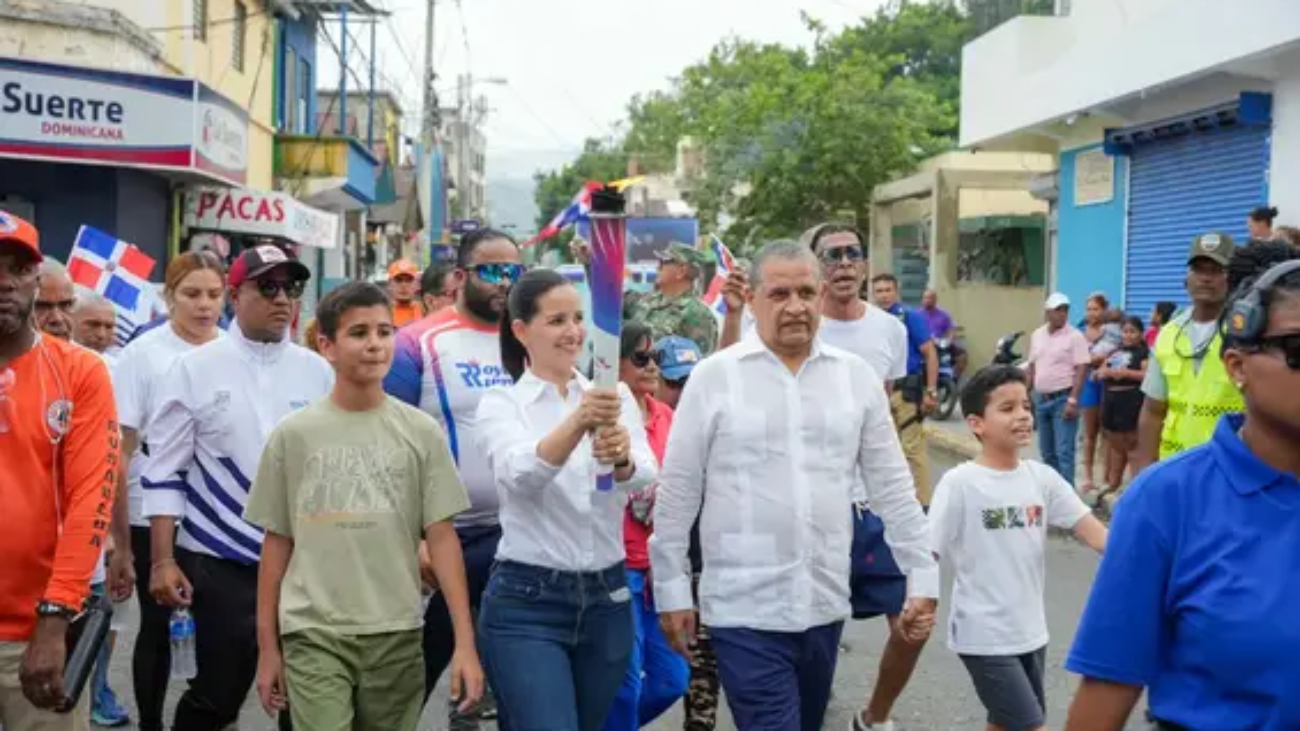 Portada - La Vega recibe la antorcha de los XXV Juegos Centroamericanos y del Caribe 2026 (1)